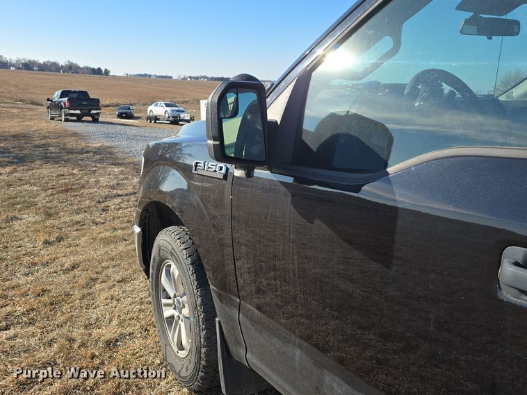 image for item DW3056 2019 Ford F150 SuperCrew pickup truck