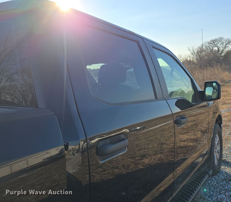 image for item DW3057 2020 Ford F150 SuperCrew pickup truck