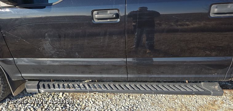 image for item DW3057 2020 Ford F150 SuperCrew pickup truck