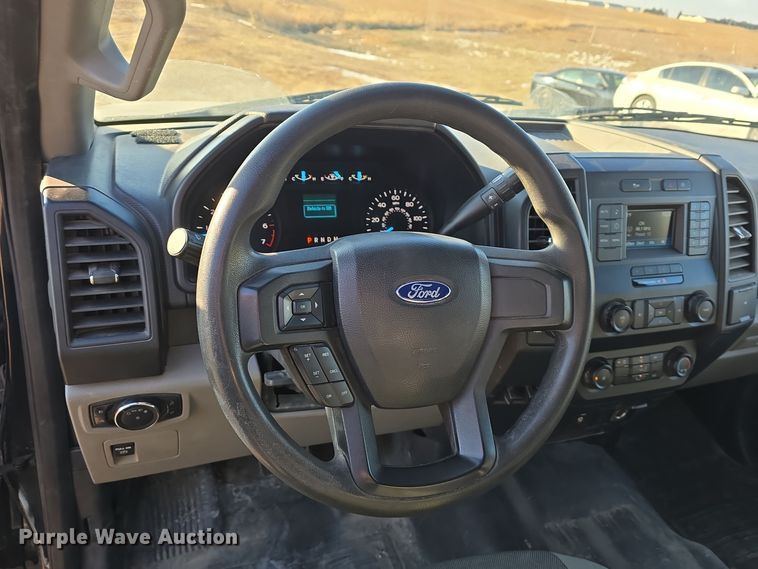 image for item DW3057 2020 Ford F150 SuperCrew pickup truck