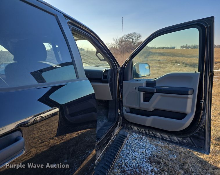 image for item DW3057 2020 Ford F150 SuperCrew pickup truck