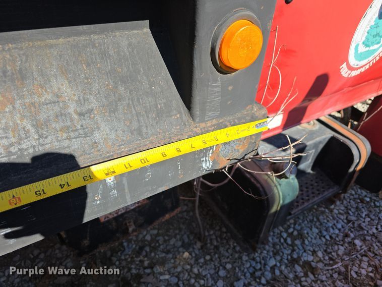 image for item DW3066 1996 Ford F700 dump truck