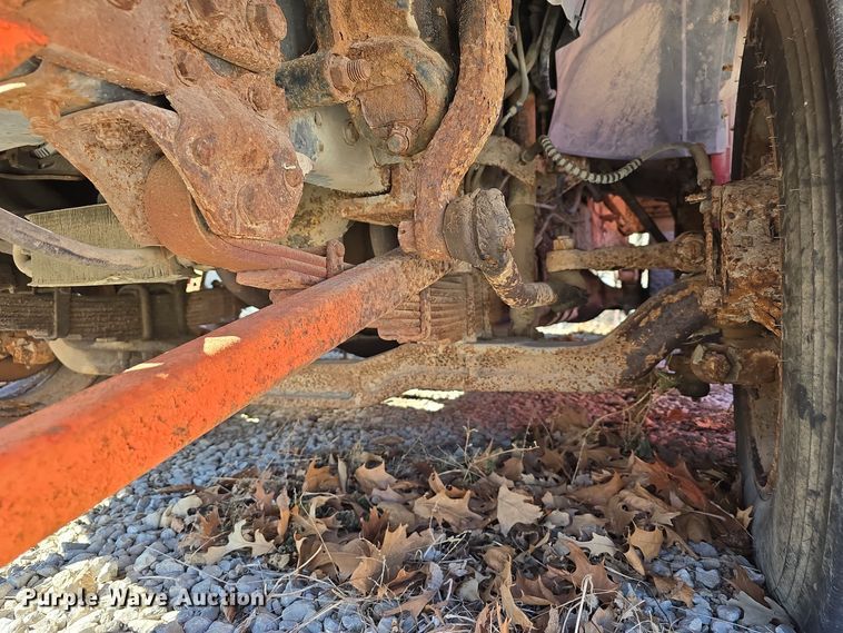 image for item DW3066 1996 Ford F700 dump truck