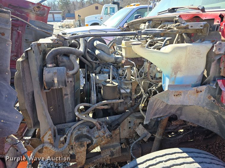 image for item DW3066 1996 Ford F700 dump truck