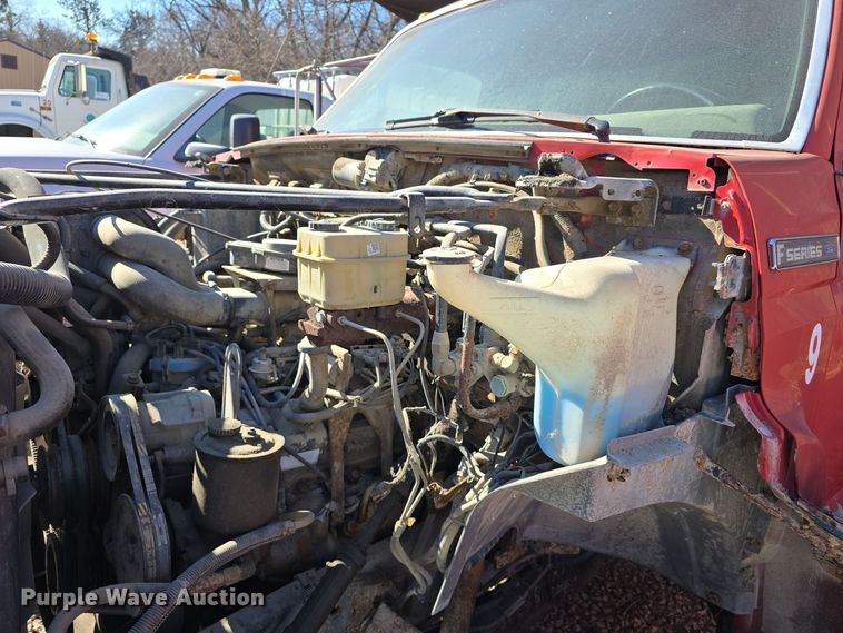 image for item DW3066 1996 Ford F700 dump truck