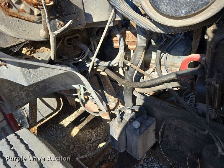 image for item DW3066 1996 Ford F700 dump truck