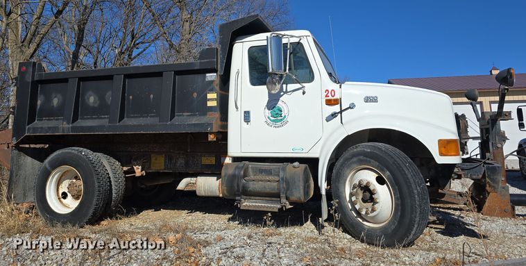 image for item DW3067 2000 International 4700 dump truck