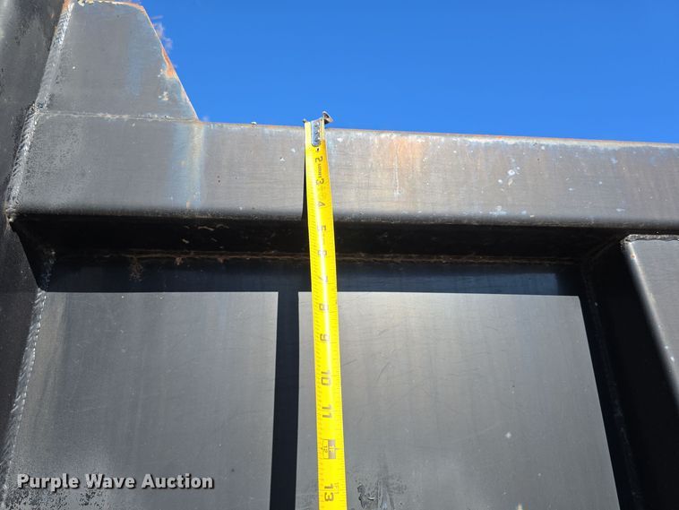 image for item DW3067 2000 International 4700 dump truck