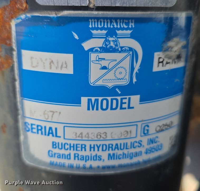 image for item DW3067 2000 International 4700 dump truck