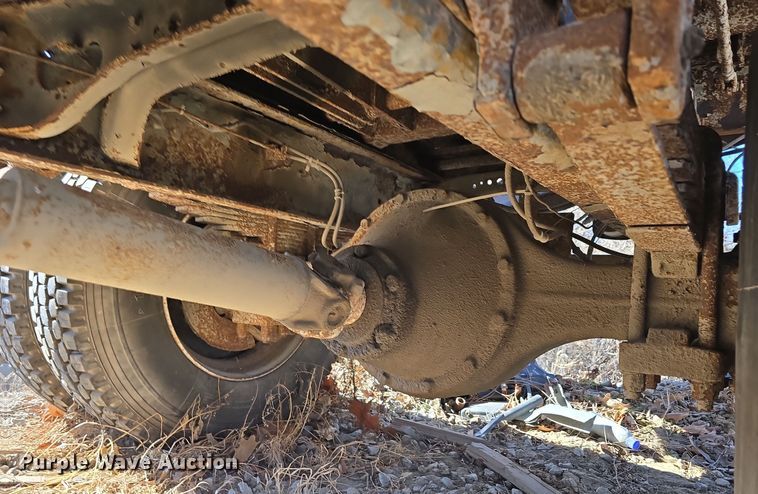 image for item DW3067 2000 International 4700 dump truck