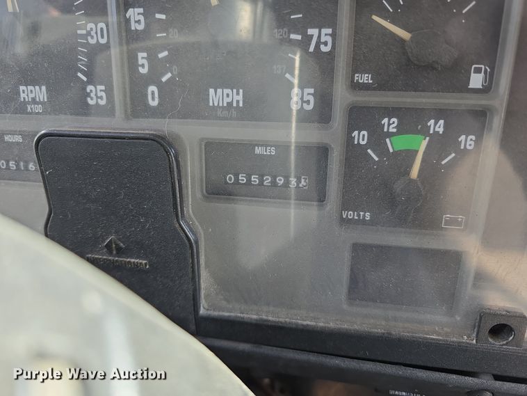 image for item DW3067 2000 International 4700 dump truck