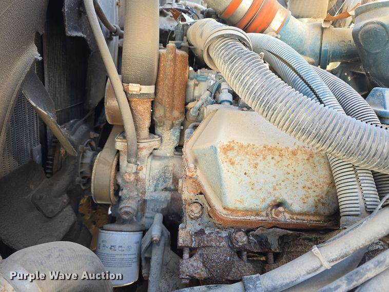 image for item DW3067 2000 International 4700 dump truck