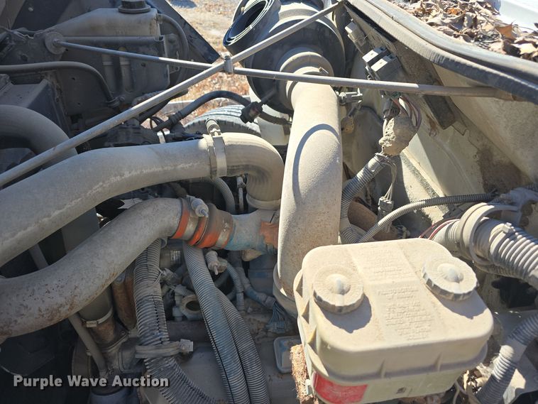 image for item DW3067 2000 International 4700 dump truck