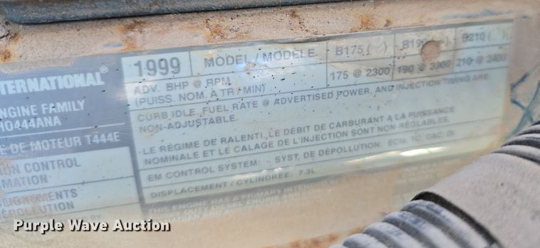 image for item DW3067 2000 International 4700 dump truck