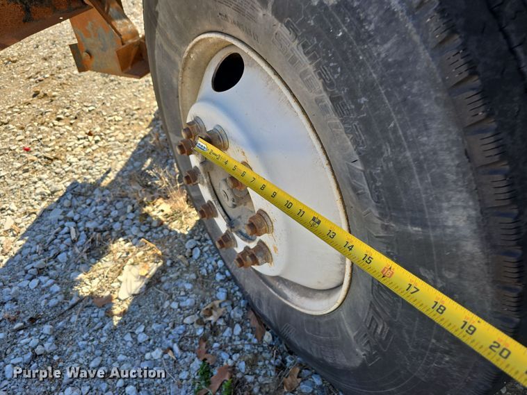 image for item DW3067 2000 International 4700 dump truck