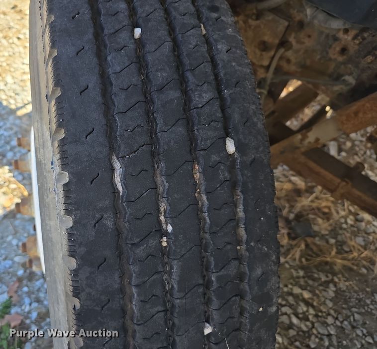 image for item DW3067 2000 International 4700 dump truck