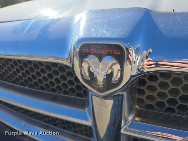 image for item DW3069 2001 Dodge Ram 1500 pickup truck