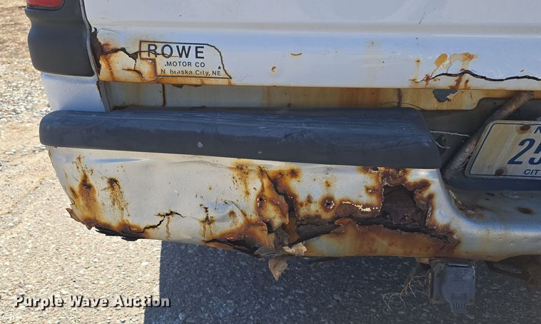 image for item DW3069 2001 Dodge Ram 1500 pickup truck