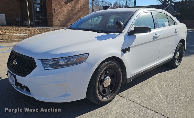 image for item DW3070 2013 Ford Taurus Police Interceptor 