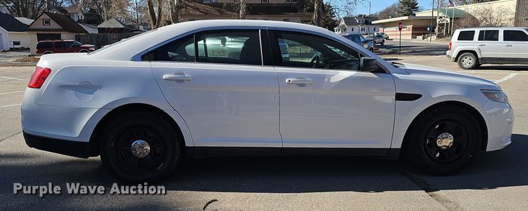 image for item DW3070 2013 Ford Taurus Police Interceptor 