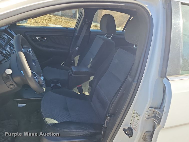 image for item DW3070 2013 Ford Taurus Police Interceptor 