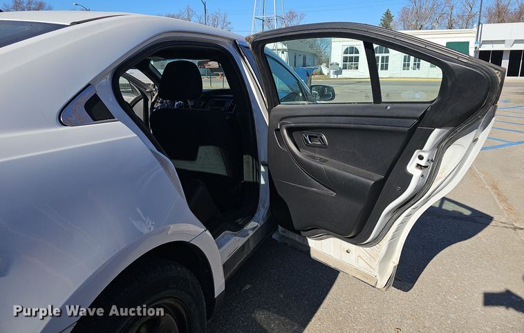 image for item DW3070 2013 Ford Taurus Police Interceptor 