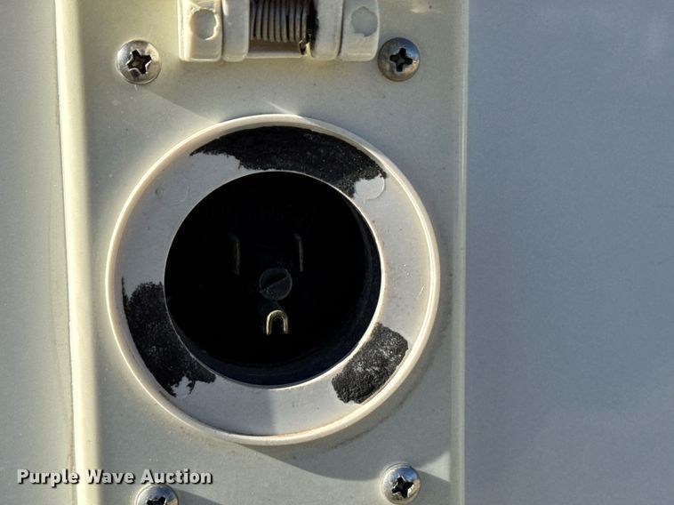 image for item DX3847 2003 Ford E450 Super Duty ambulance