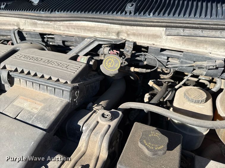 image for item DX3847 2003 Ford E450 Super Duty ambulance