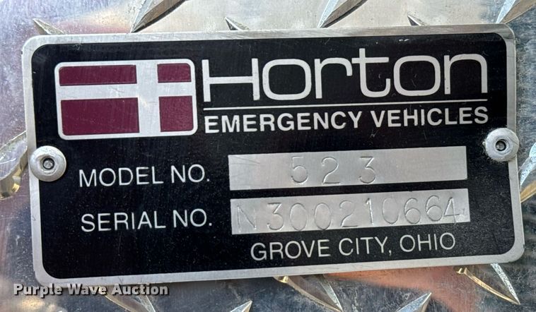 image for item DX3847 2003 Ford E450 Super Duty ambulance