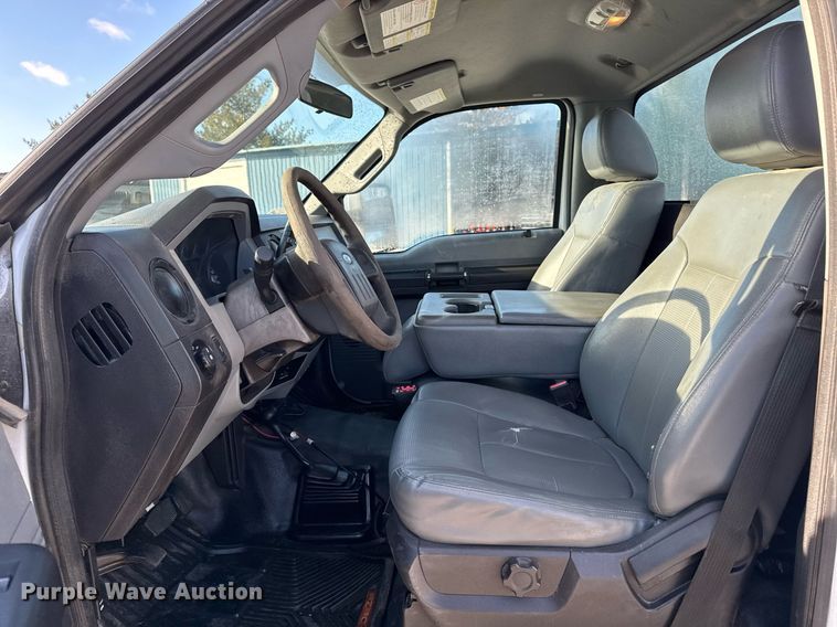 image for item EG7152 2014 Ford F250 Super Duty  pickup truck