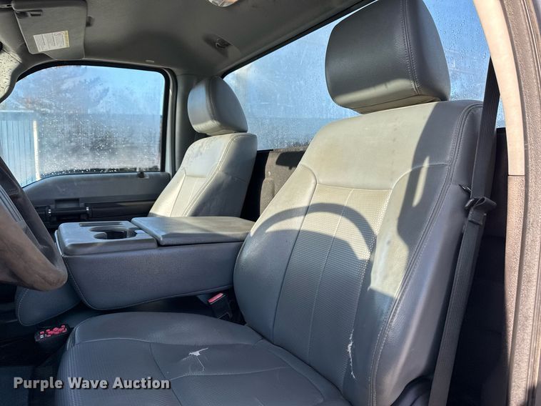 image for item EG7152 2014 Ford F250 Super Duty  pickup truck