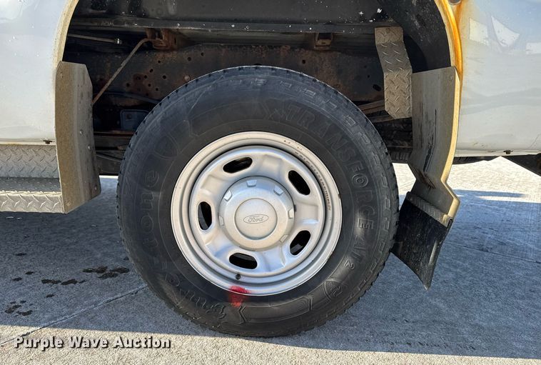 image for item EG7152 2014 Ford F250 Super Duty  pickup truck