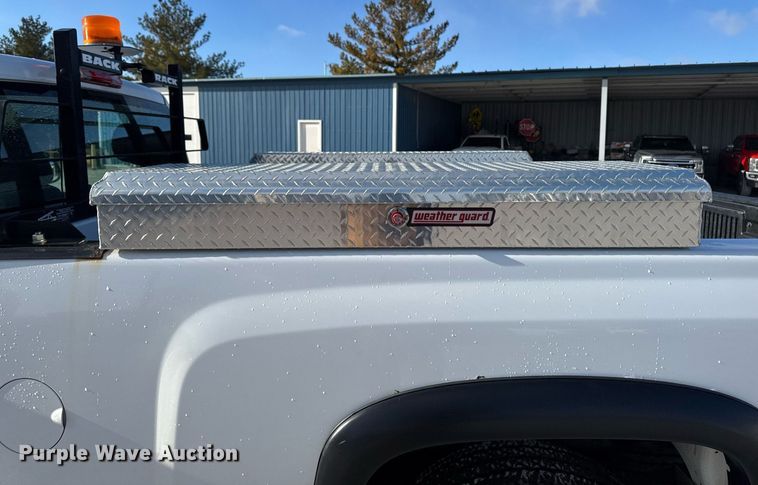 image for item EG7153 2010 Chevrolet Silverado 1500 pickup truck