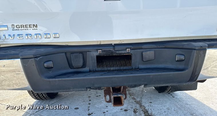 image for item EG7153 2010 Chevrolet Silverado 1500 pickup truck