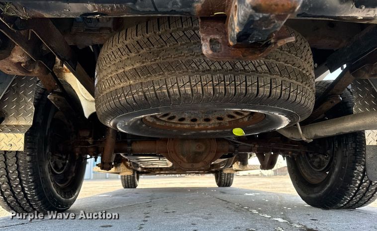 image for item EG7153 2010 Chevrolet Silverado 1500 pickup truck