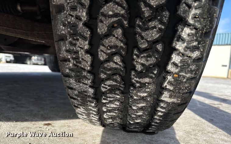 image for item EG7153 2010 Chevrolet Silverado 1500 pickup truck