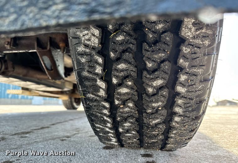 image for item EG7153 2010 Chevrolet Silverado 1500 pickup truck