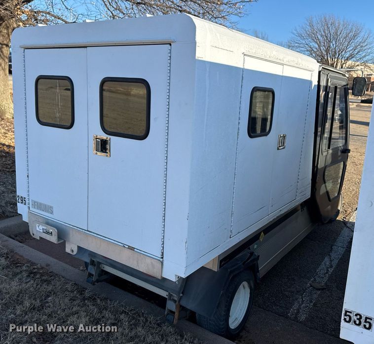 image for item EG7972 2009 Club Car Carryall 6 utility vehicle