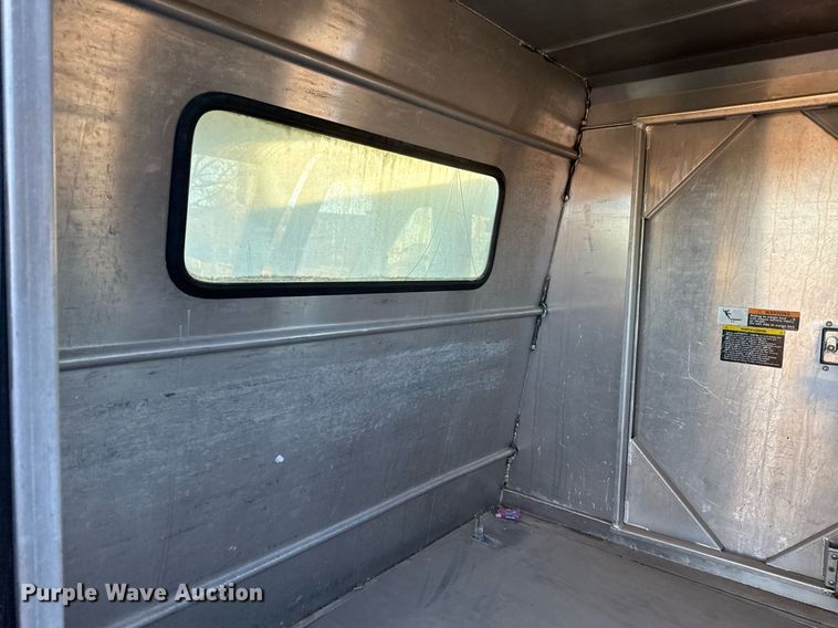 image for item EG7972 2009 Club Car Carryall 6 utility vehicle