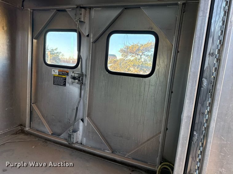 image for item EG7972 2009 Club Car Carryall 6 utility vehicle