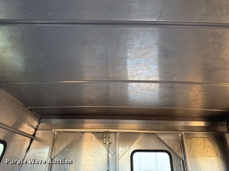 image for item EG7972 2009 Club Car Carryall 6 utility vehicle