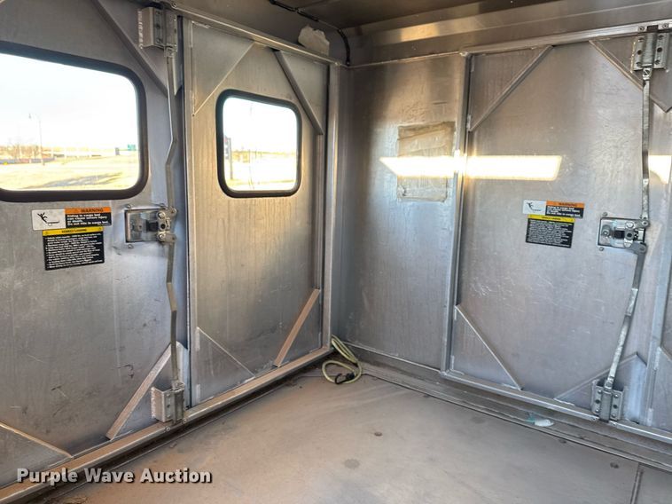 image for item EG7972 2009 Club Car Carryall 6 utility vehicle