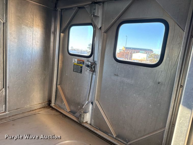 image for item EG7973 2009 Club Car Carryall 6 utility vehicle