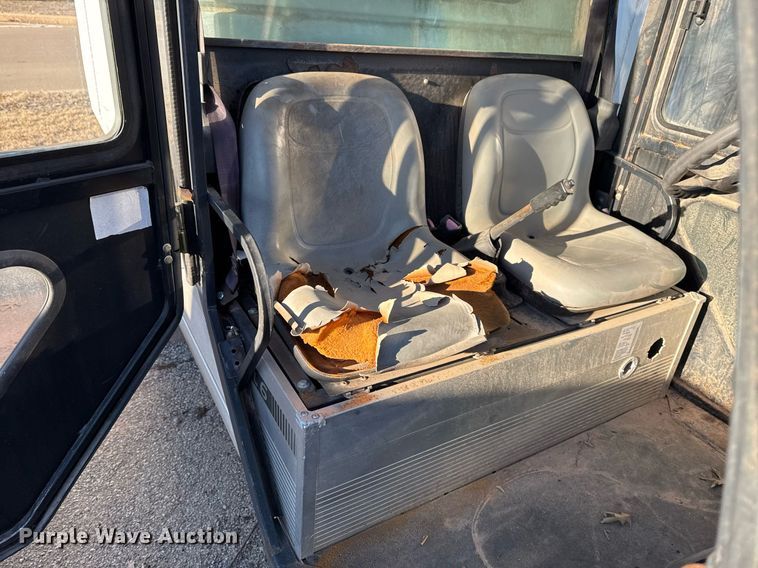 image for item EG7973 2009 Club Car Carryall 6 utility vehicle