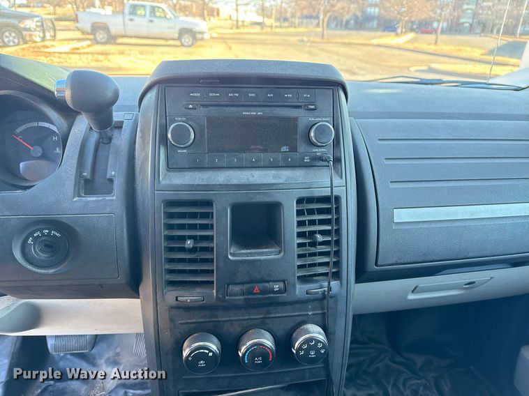 image for item EG7974 2009 Dodge Grand Caravan van