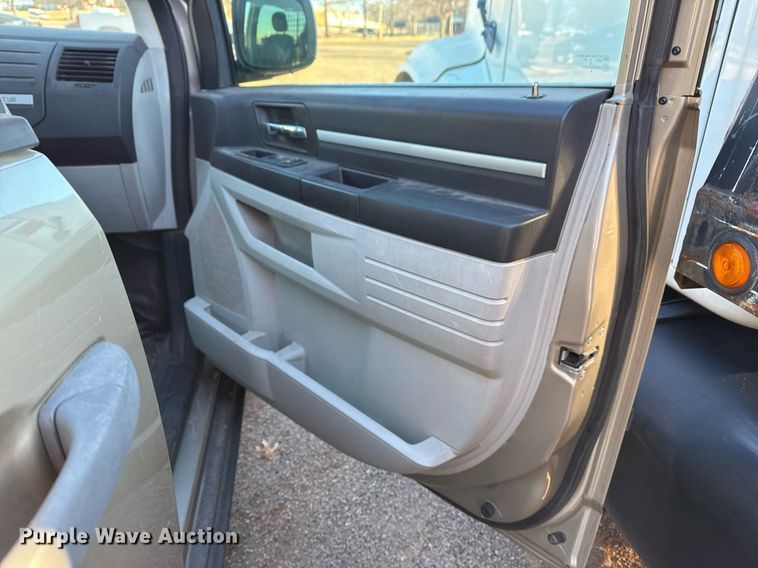 image for item EG7974 2009 Dodge Grand Caravan van