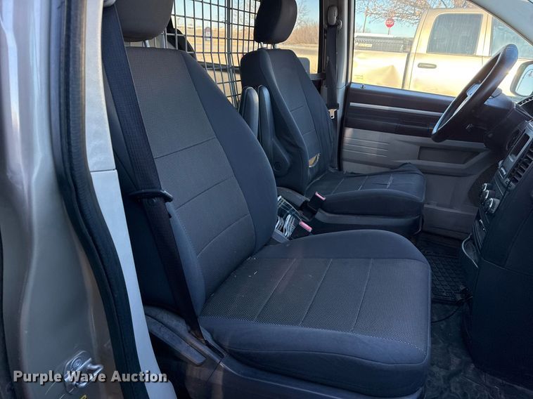 image for item EG7974 2009 Dodge Grand Caravan van