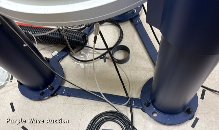 image for item EG7976 2012 Bruker 400'89 Ascend magnet system