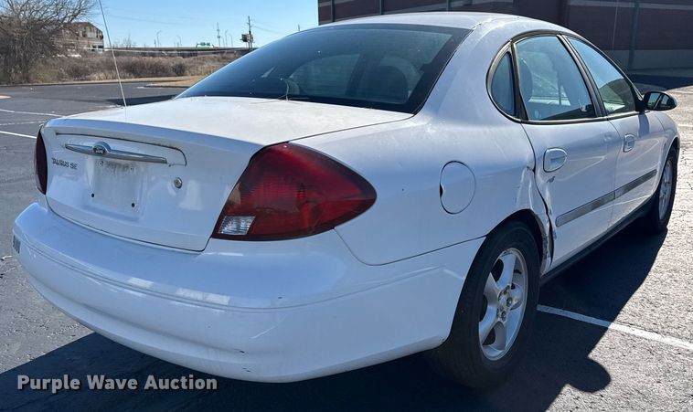 image for item EG7979 2000 Ford Taurus 