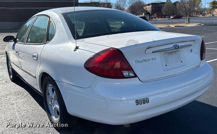 image for item EG7979 2000 Ford Taurus 